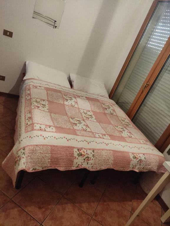 Linda's Apparment *